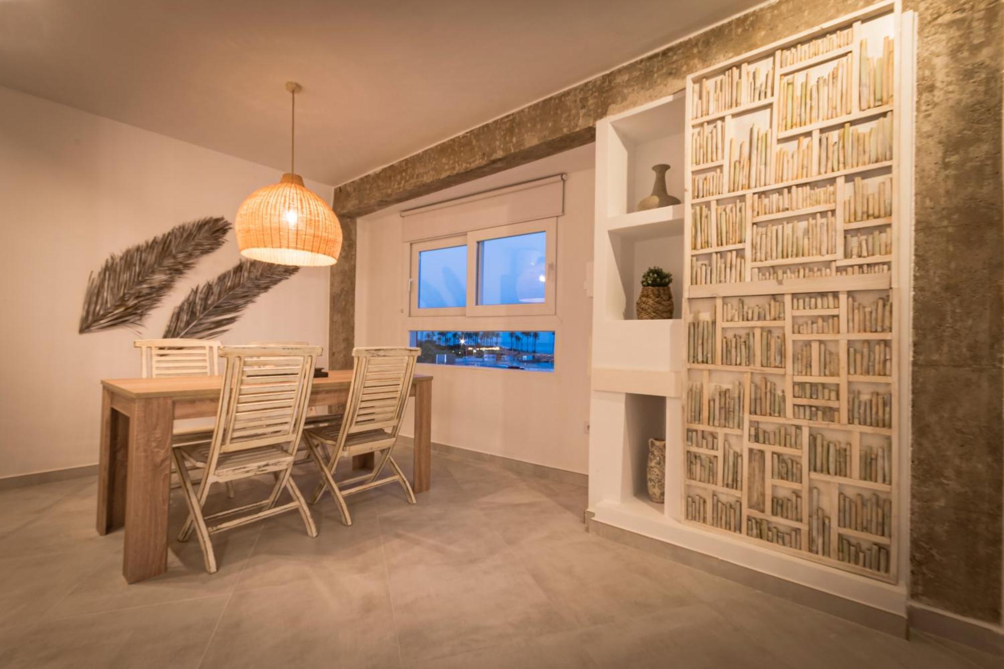 K-Moon Apartment By Nuka Homes Platja de Larenal Экстерьер фото